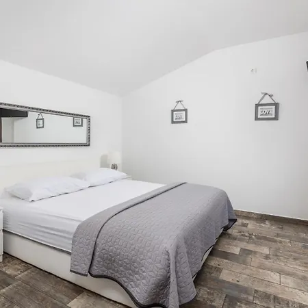 Surina Villa *